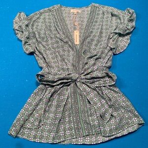 Max Studio Floral Print Ruffle Sleeve , Tie Waist , V-Neck Blouse NWT